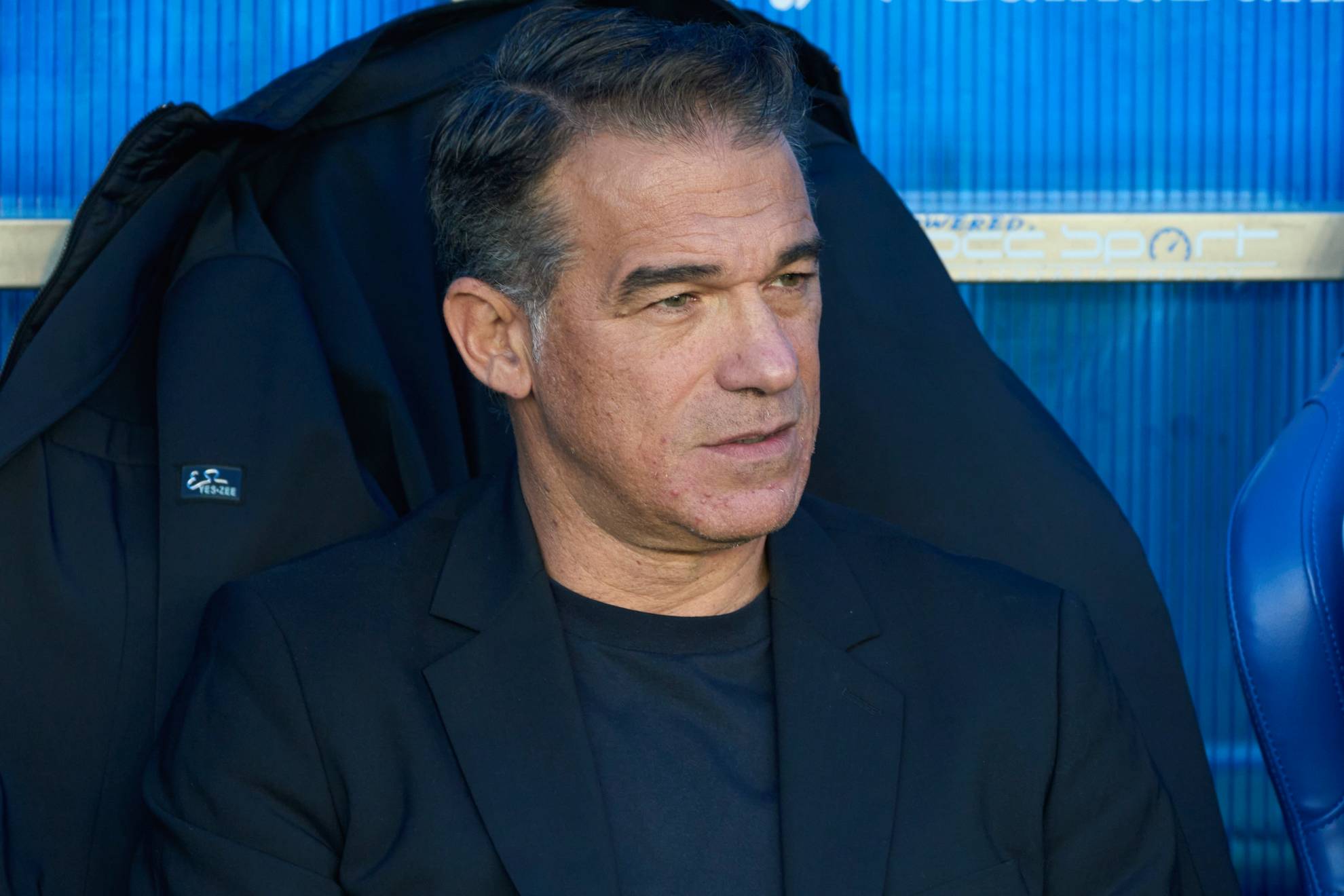 لويس غارسيا بلازا خلال فترة تدريبه لألافيس