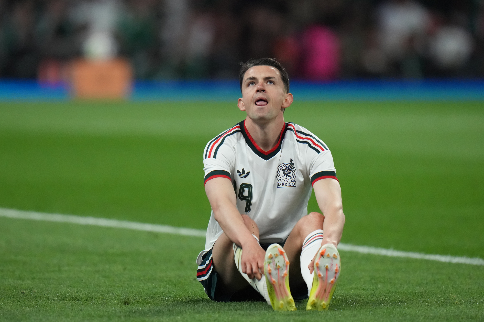 فيدالجو في أول ظهور له مع المكسيك في المباراة الودية ضد البرتغال