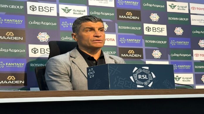 بيدرو إيمانويل يعلق على أنباء توليه تدريب الأخضر