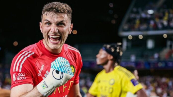 حارس نادي النصر يستذكر لحظاته مع ميتروفيتش: كان وحش لا يرحم.. فيديو