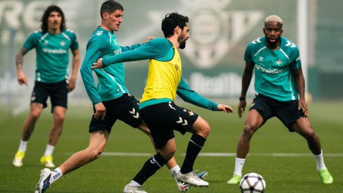 Isco sigue aumentando la carga y Bakambu regresa al grupo