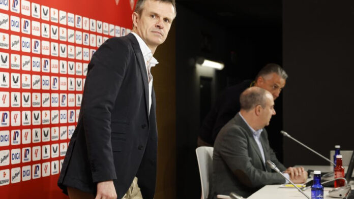 Uriarte espera a última hora para cerrar su nómina de directivos