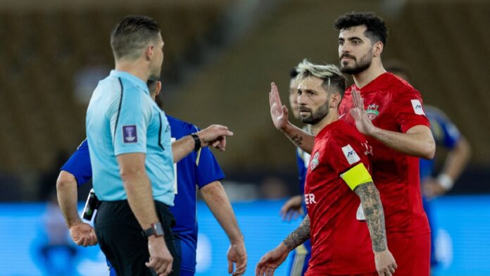 الاتحاد الآسيوي يدرس إعادة مباراة شباب الأهلي وماتشيدا