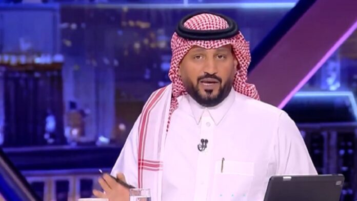 الحميدي يغني أغنية أم كلثوم بعد تتويج الأهلي بالنخبة.. فيديو