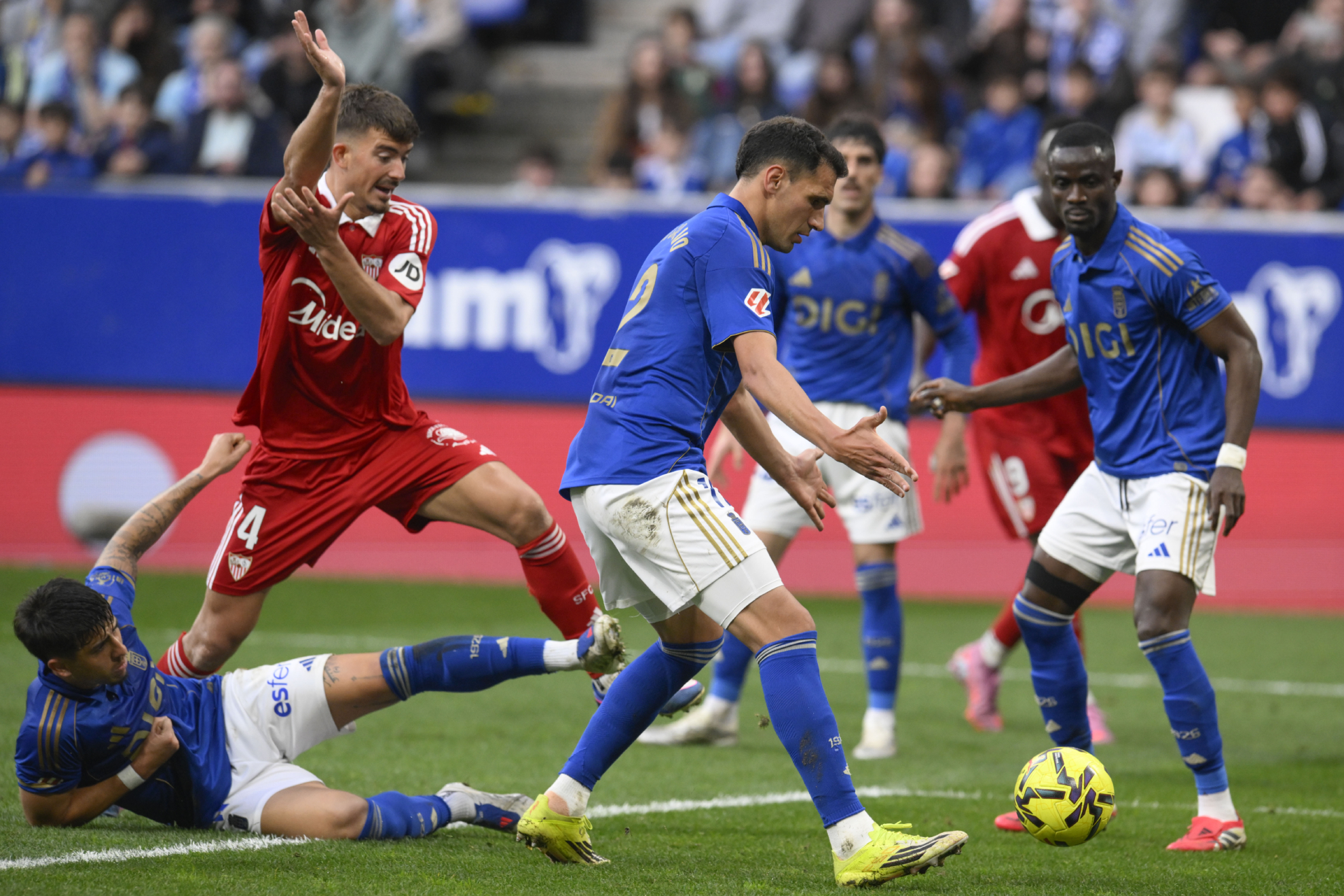 كيكي سالاس أمام أوفييدو