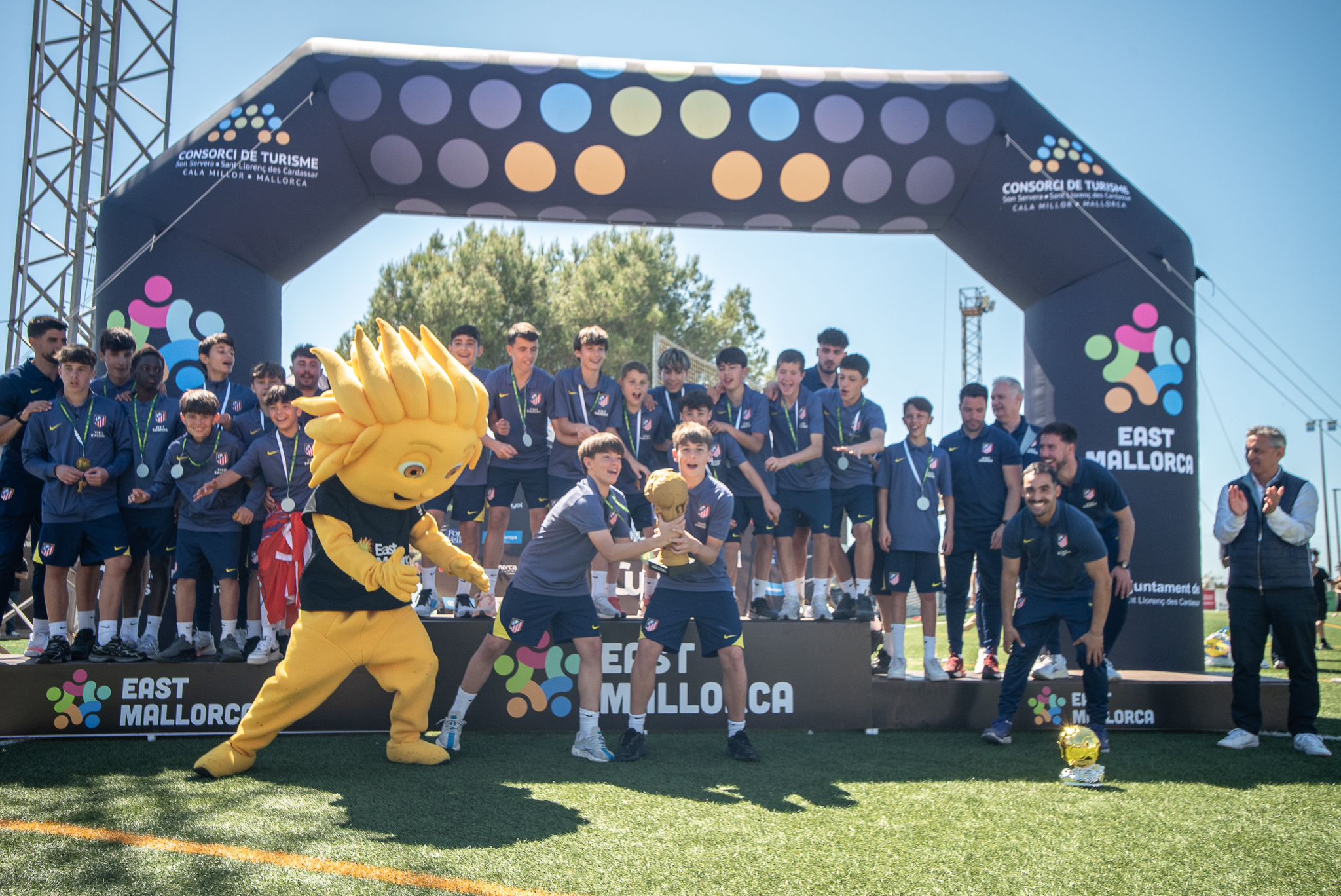 فوز أتلتيكو مدريد بالبطولة