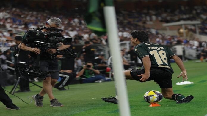 مباراة الهلال والخلود في نهائي كأس الملك لحظة بلحظة