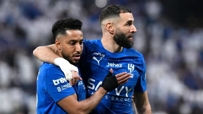 الهلال يعلن إصابة سالم الدوسري وبنزيما
