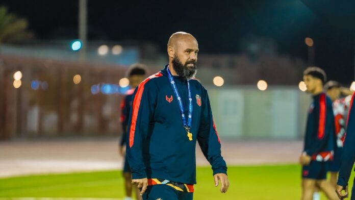 الرياض يتحرك لتجديد عقد دولاك