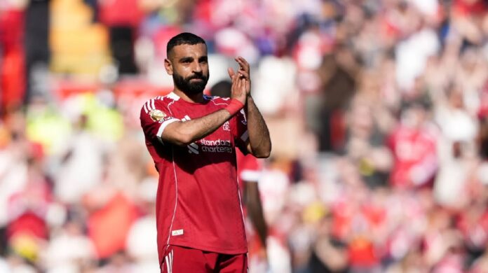 جماهير ليفربول تودع محمد صلاح بالتصفيق والدموع في ظهوره الأخير.. فيديو