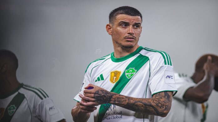 الأهلي يتحرك لتمديد عقد روجر إيبانيز