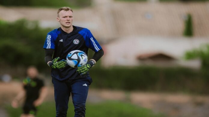 إصابة حارس الاتفاق روداك بكسر في اليد