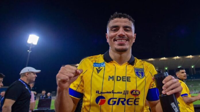 التعاون يجدد عقد أشرف المهديوي