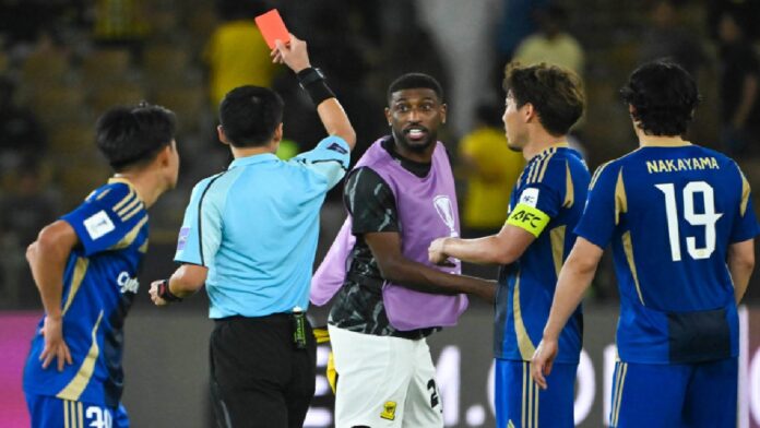 الاتحاد يحتج على إيقاف شراحيلي 10 مباريات