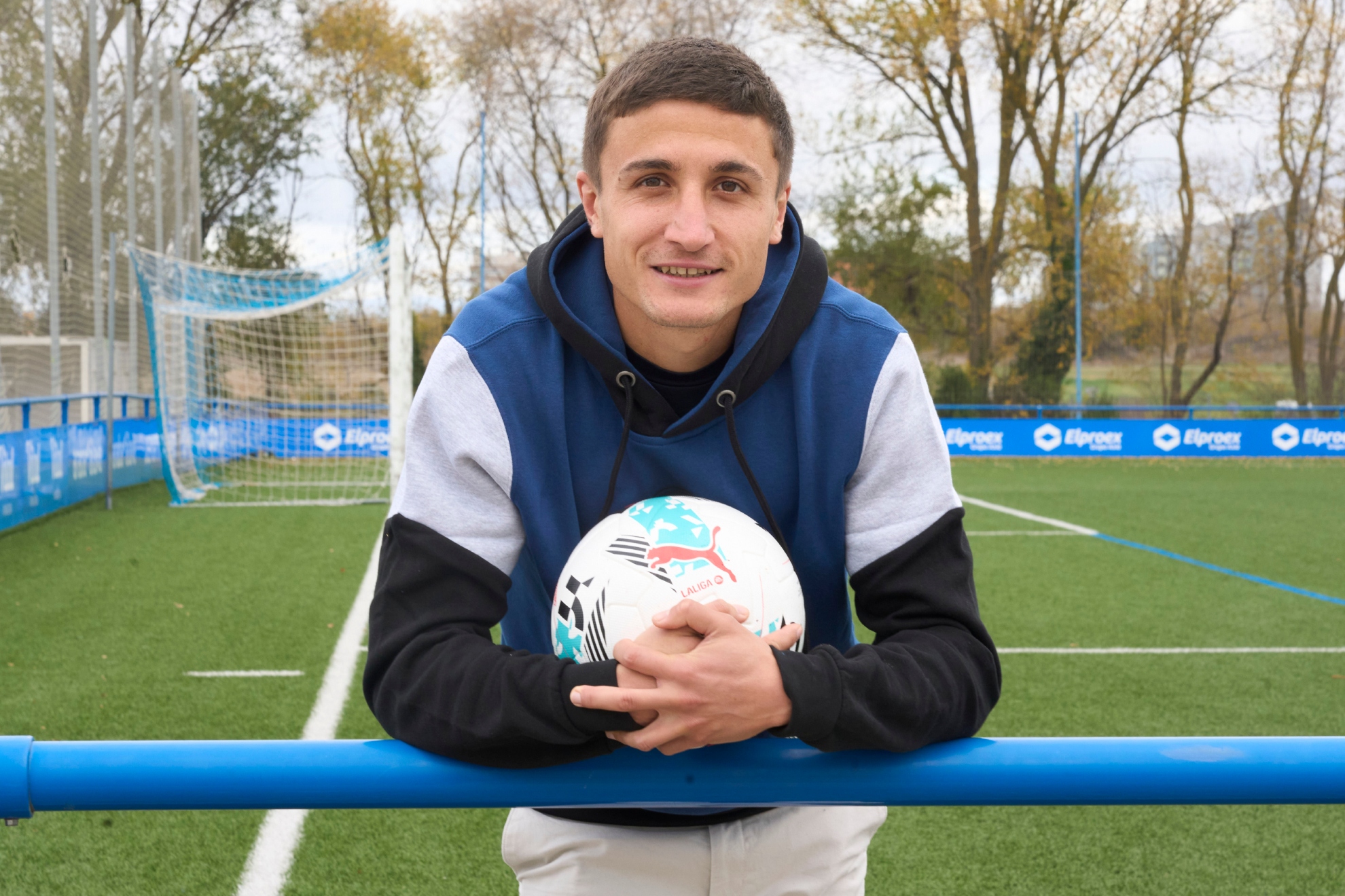 Tenaglia, posando para una entrevista.
