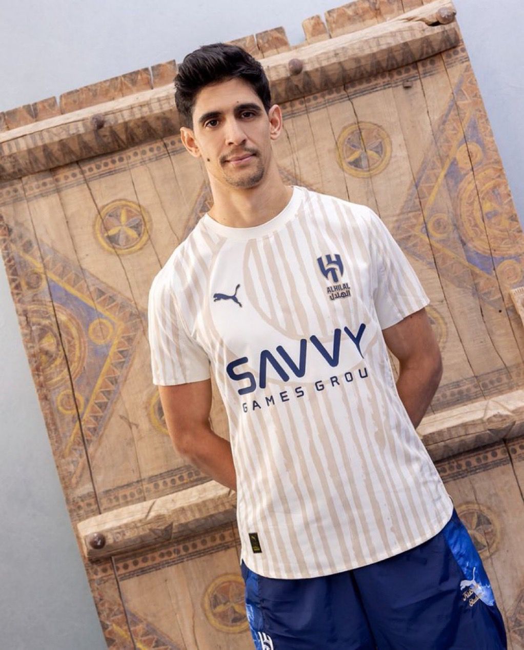 الزي الرسمي للهلال