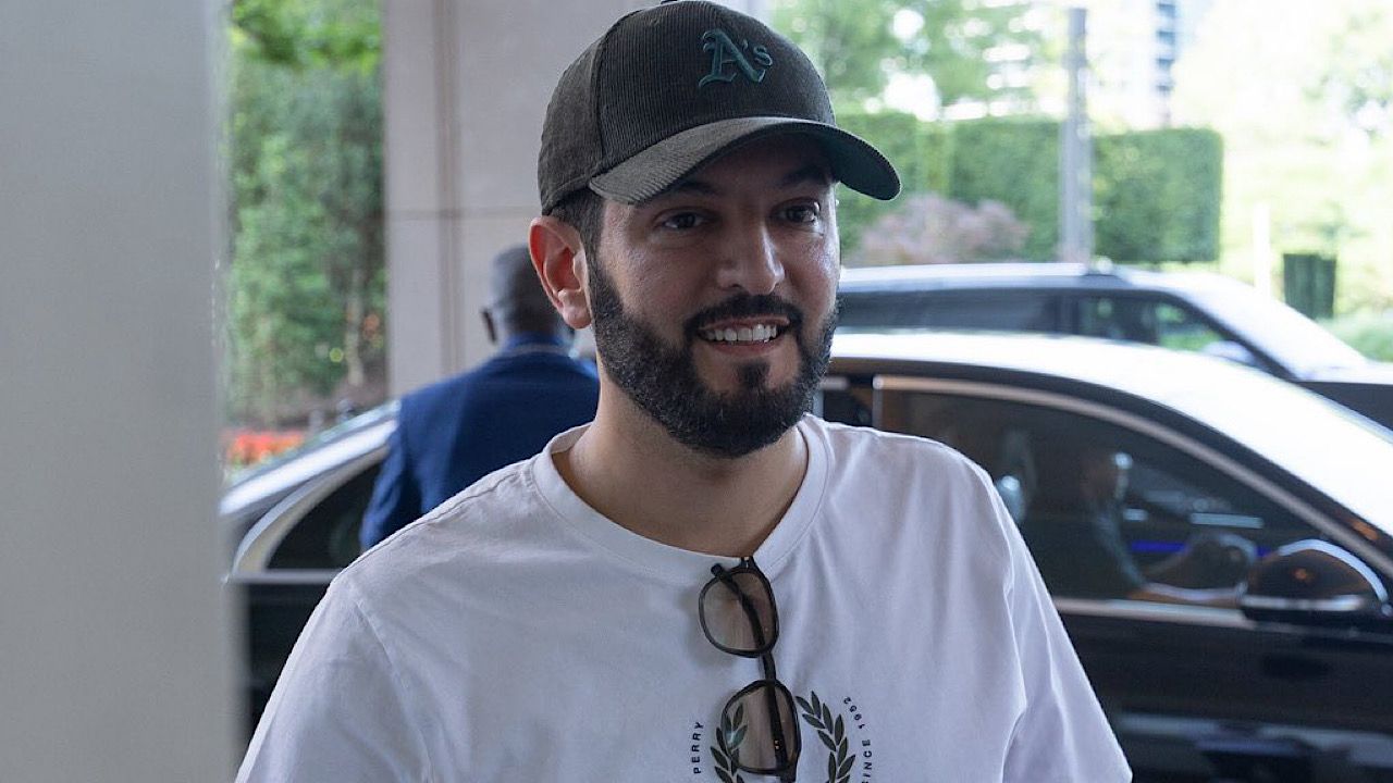 فهد بن نافل مع بعثة الهلال في واشنطن