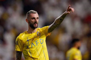 الأمير عبدالحكيم بن مساعد ينتقد إدارة نادي النصر
