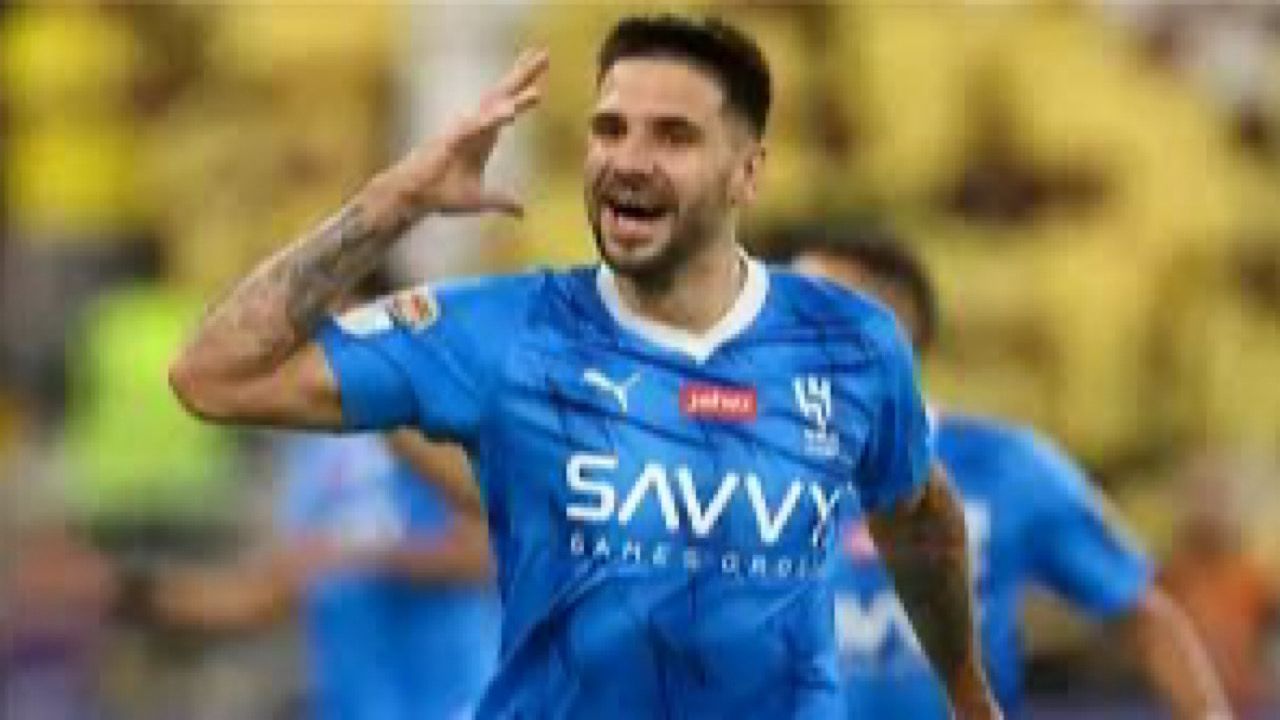 ألكسندر ميتروفيتش مع الهلال