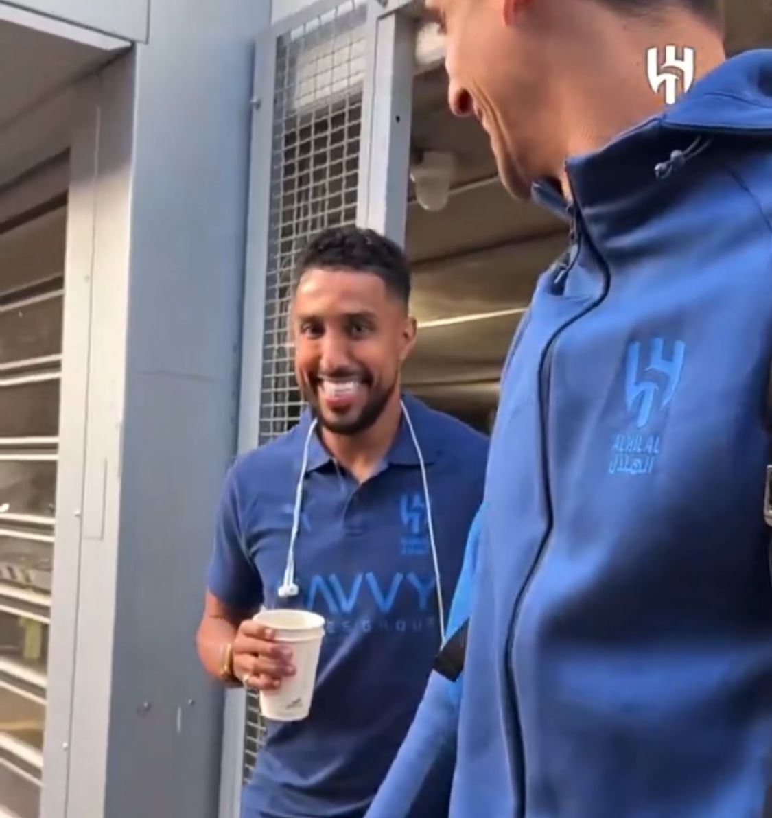 بعثة الهلال في مطار المغادرة