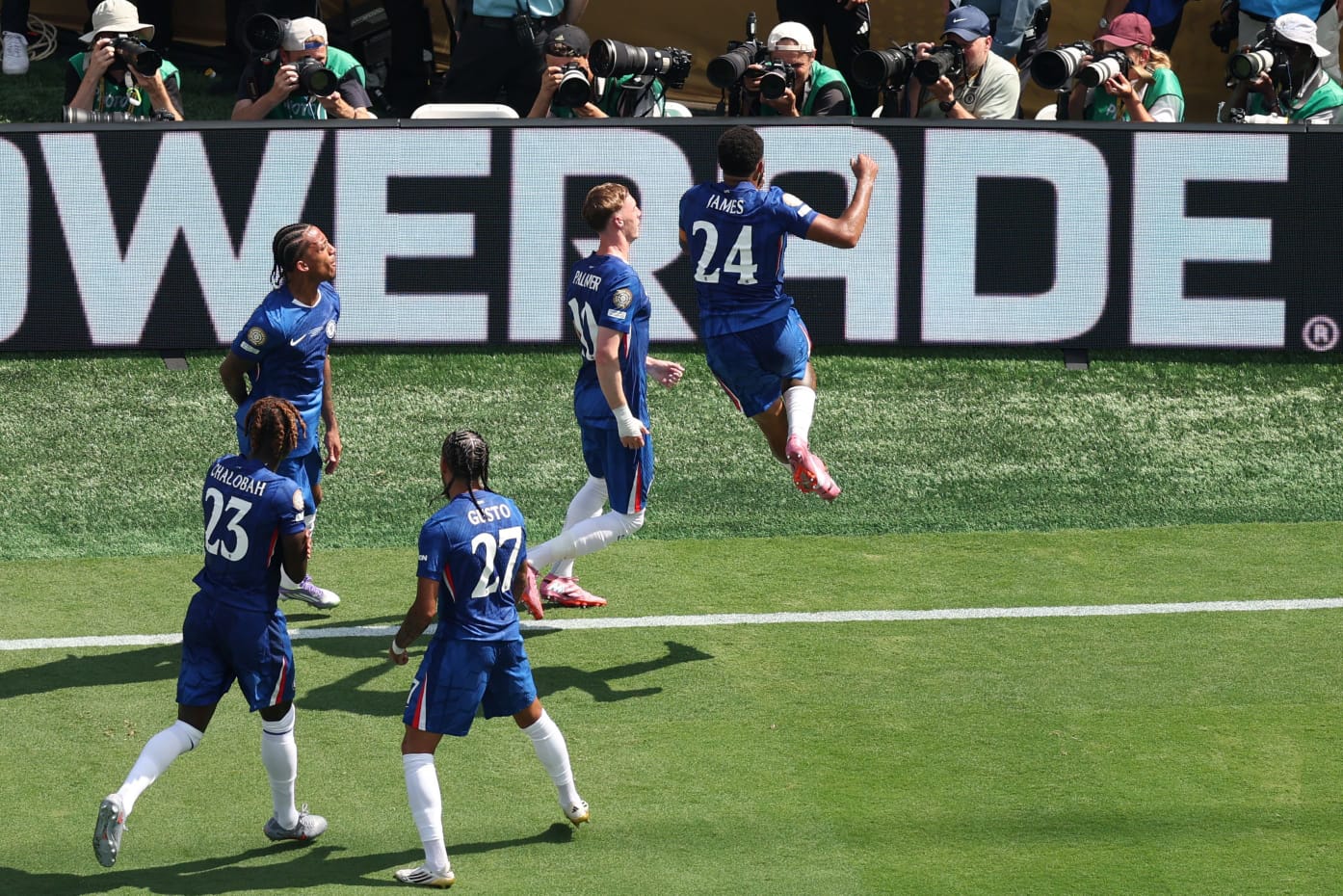 تشيلسي يتوج بكأس العالم للأندية 2025