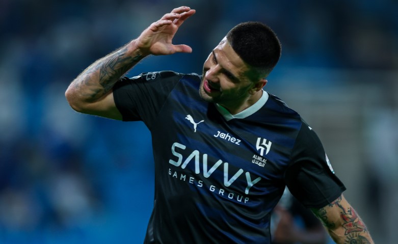 ألكسندر ميتروفيتش مع الهلال