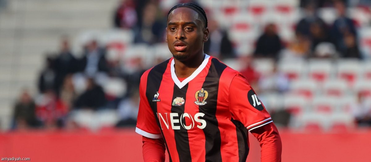 بابلو روزاريو لاعب نادي نيس الفرنسي