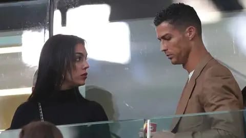 نجوم كرة القدم في قضايا جنائية