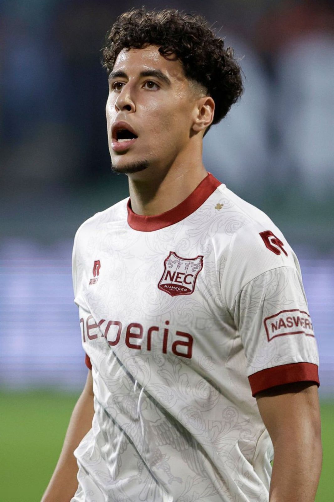 سامي أوعيسى لاعب نادي نيميخن الهولندي