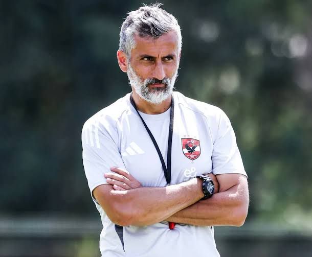 مدرب الأهلي خوسيه ريبيرو خلال المؤتمر الصحفي