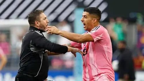 ميسي وسواريز في نهائي كأس الدوريات