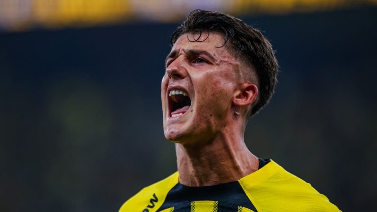 لاعبو نادي الاتحاد خلال مباراة