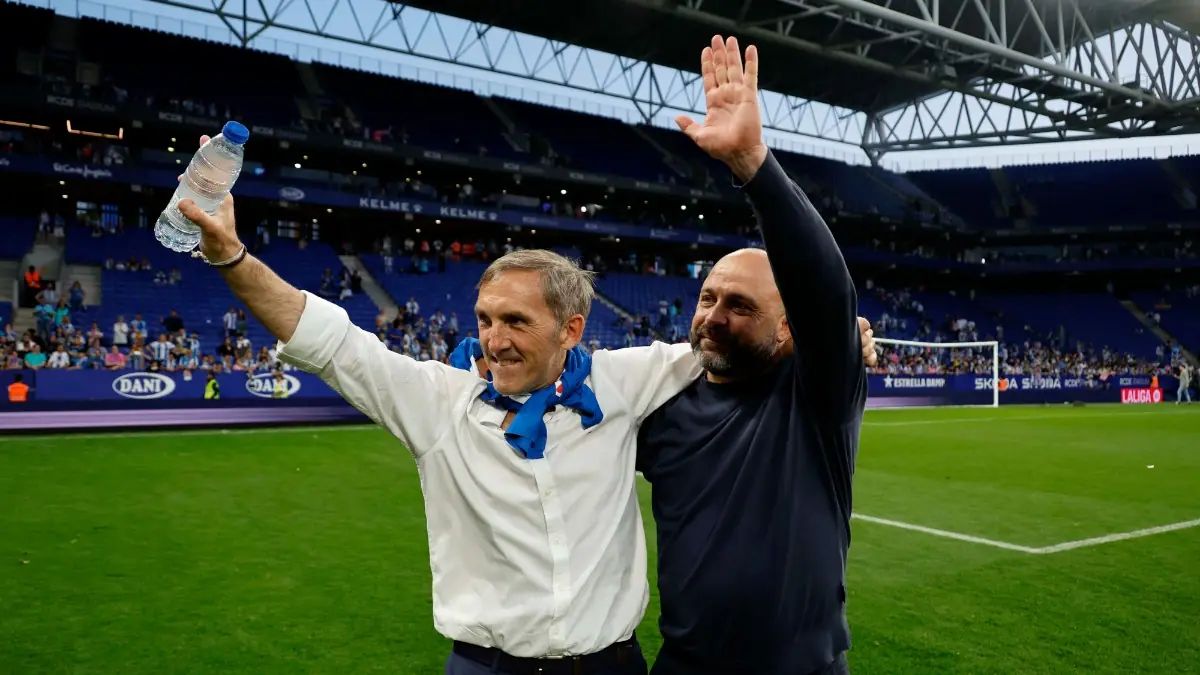 فران غاراغارزا ومانويل غونزاليس يحتفلان بالصعود