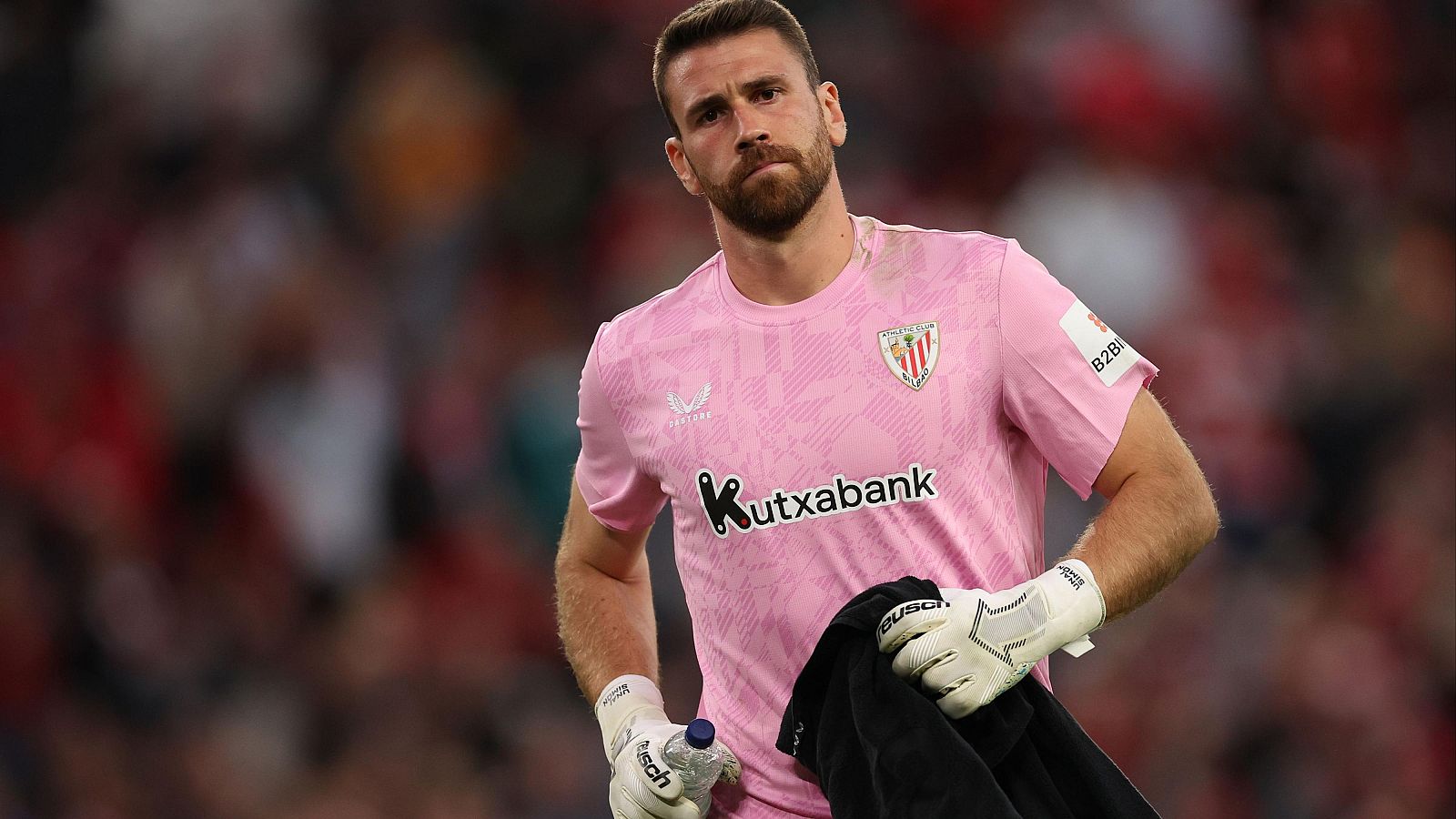 أوناي سيمون لا يتبع نموذج نيوكاسل.