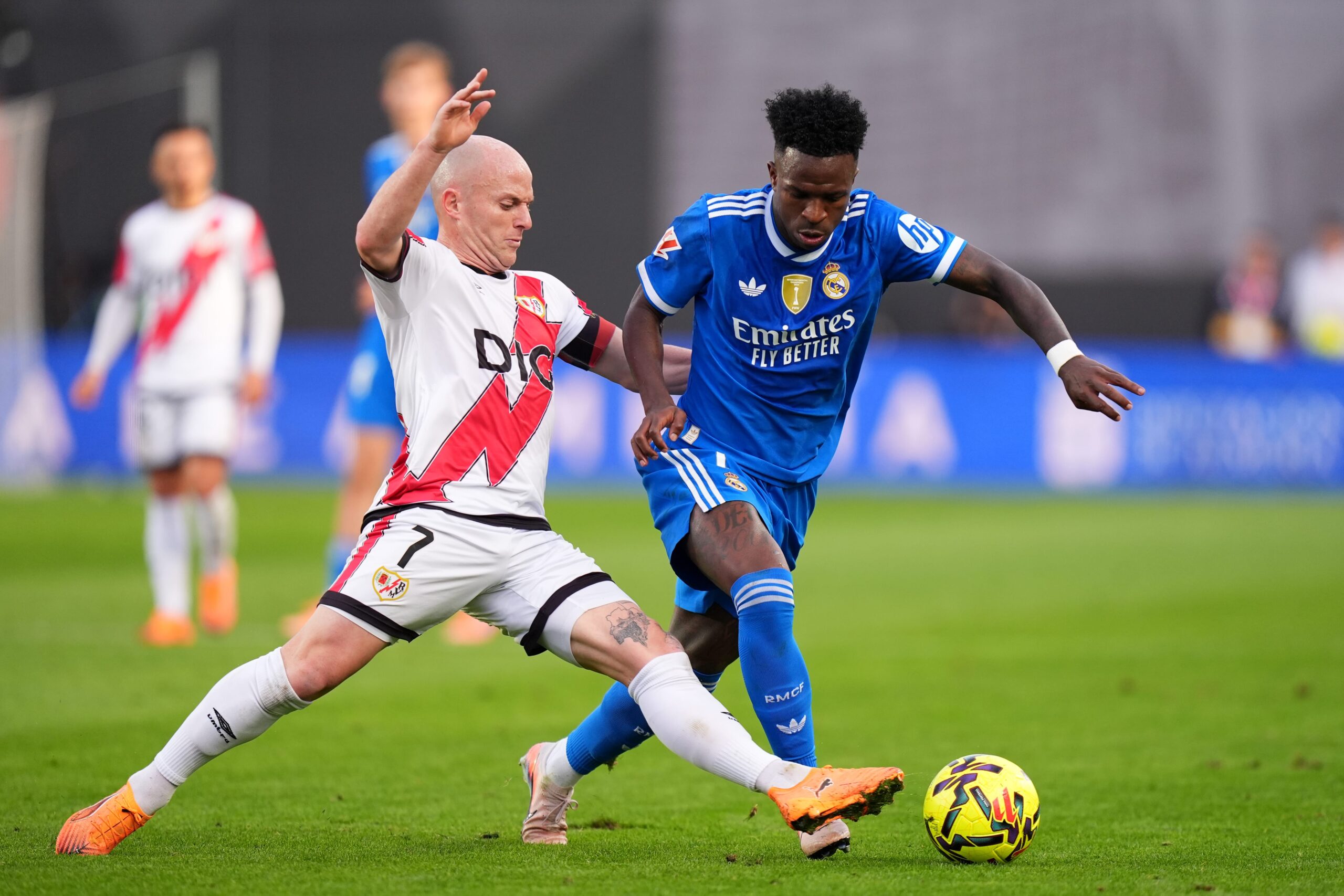 فينيسيوس في مواجهة رايو فاليكانو