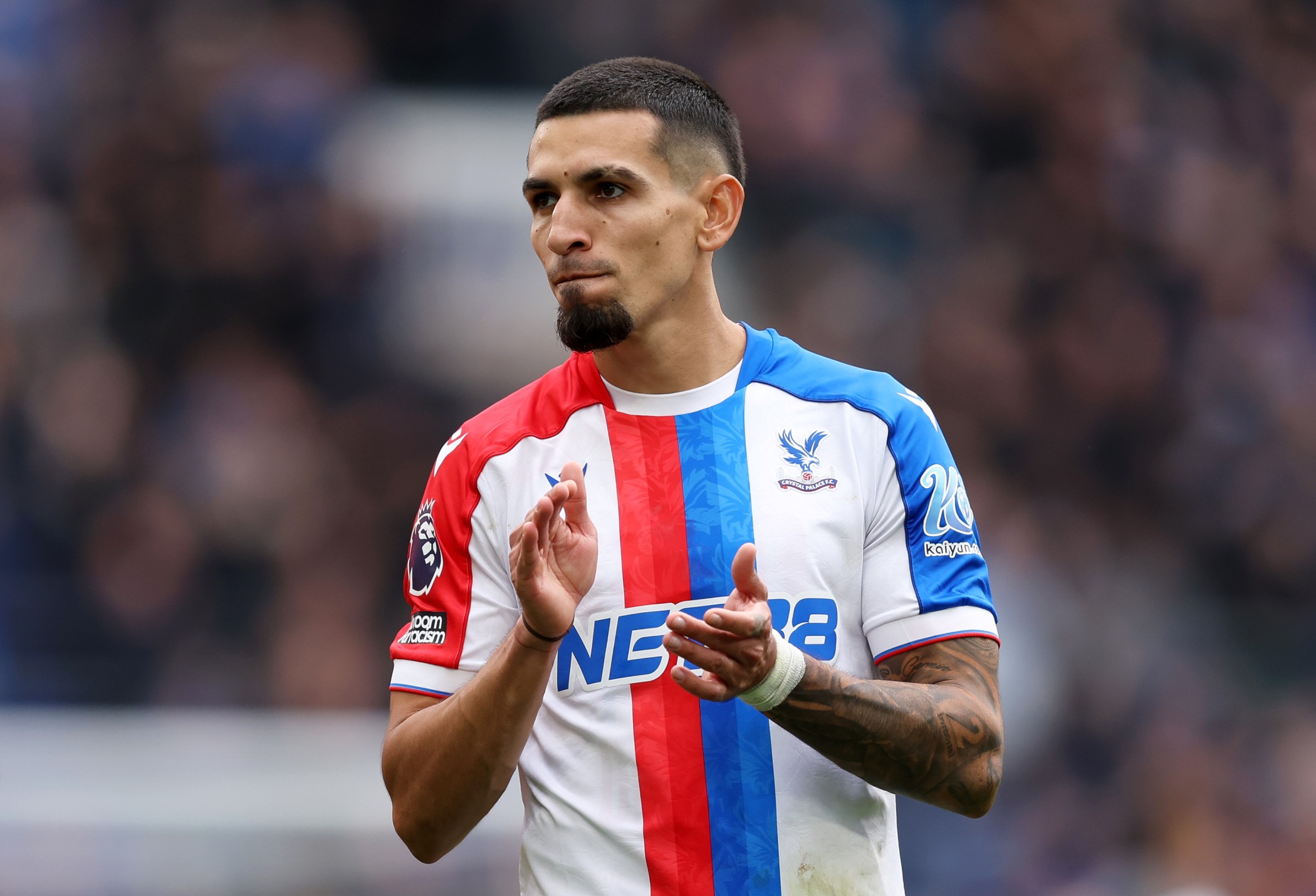 مونوز مرتبط ببرشلونة مجددًا