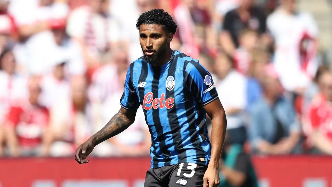 ارتبط إديرسون ببرشلونة سابقاً.