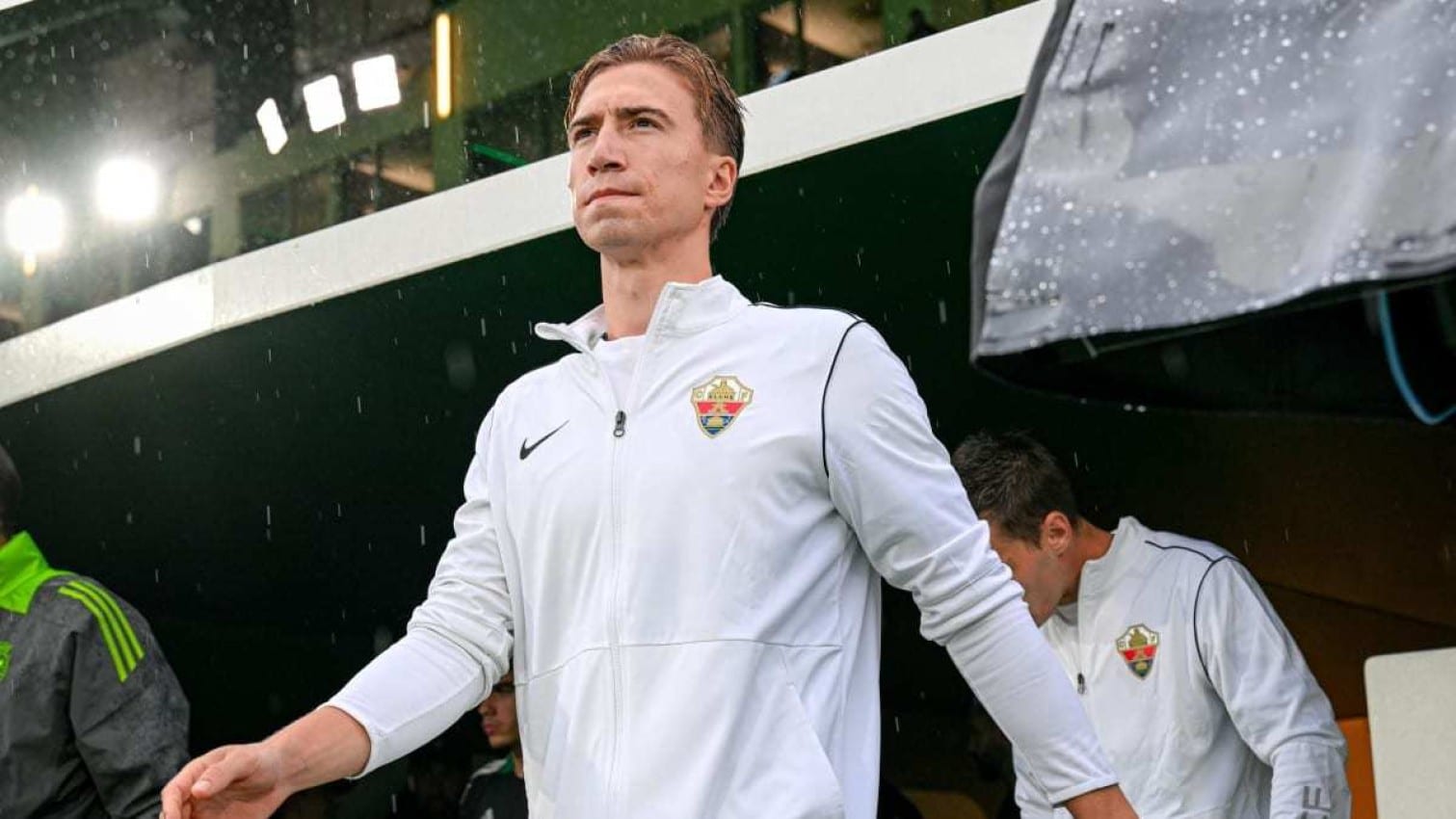 أفنغروبر يقدم أداءً رائعًا هذا الموسم.