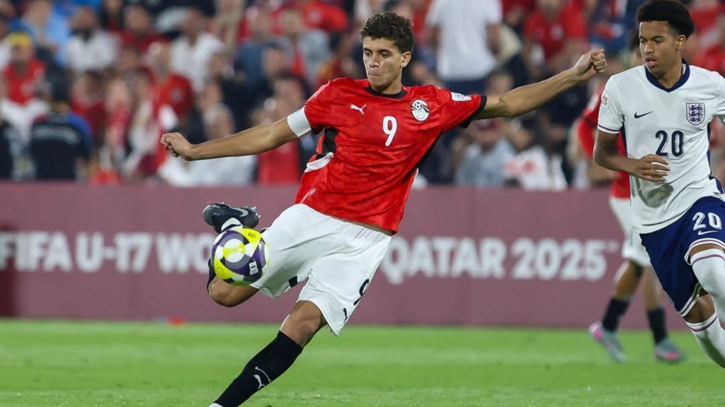 حمزة عبد الكريم في مباراة منتخب مصر تحت 17 سنة.