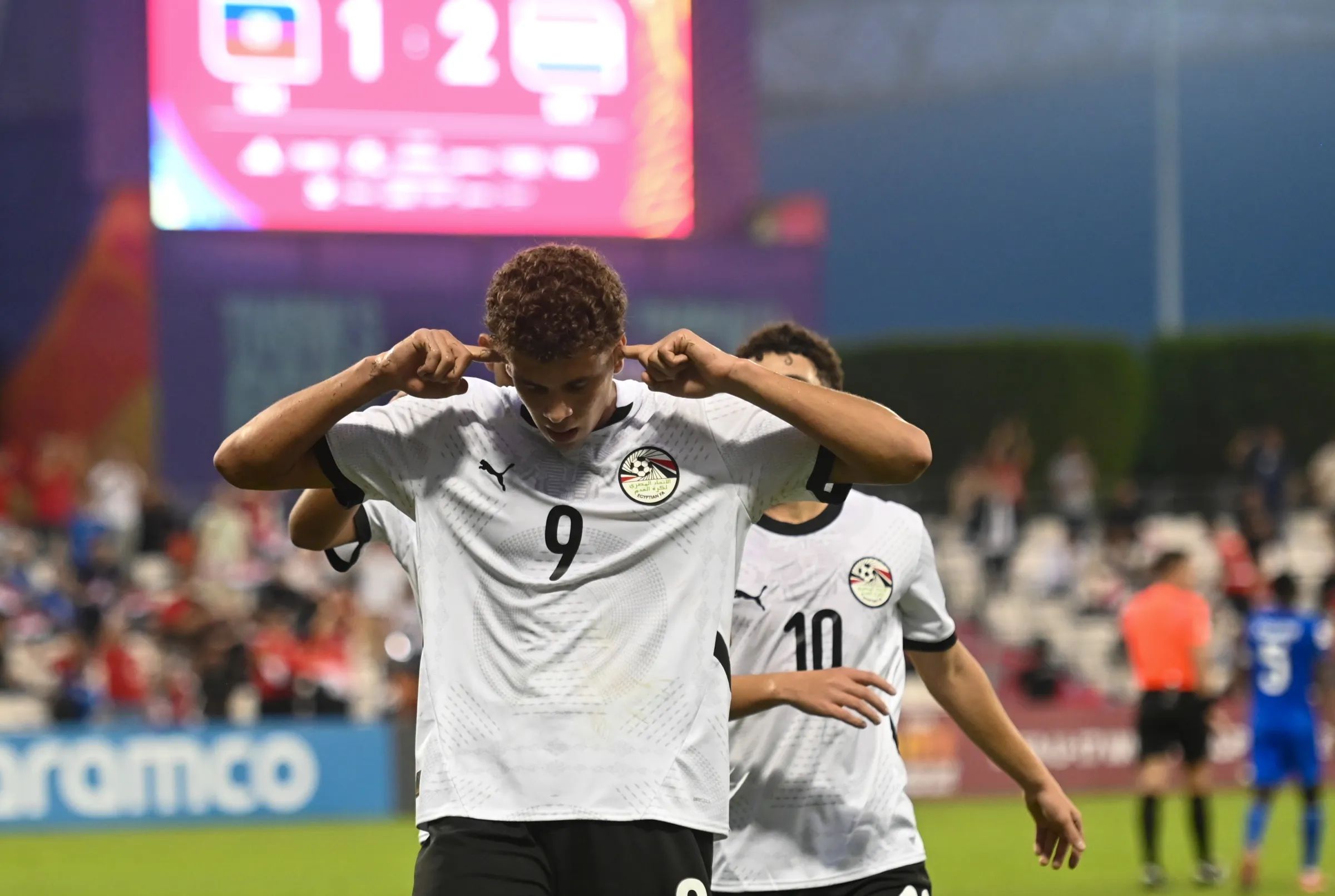 حمزة عبد الكريم متحمس للانتقال إلى برشلونة.