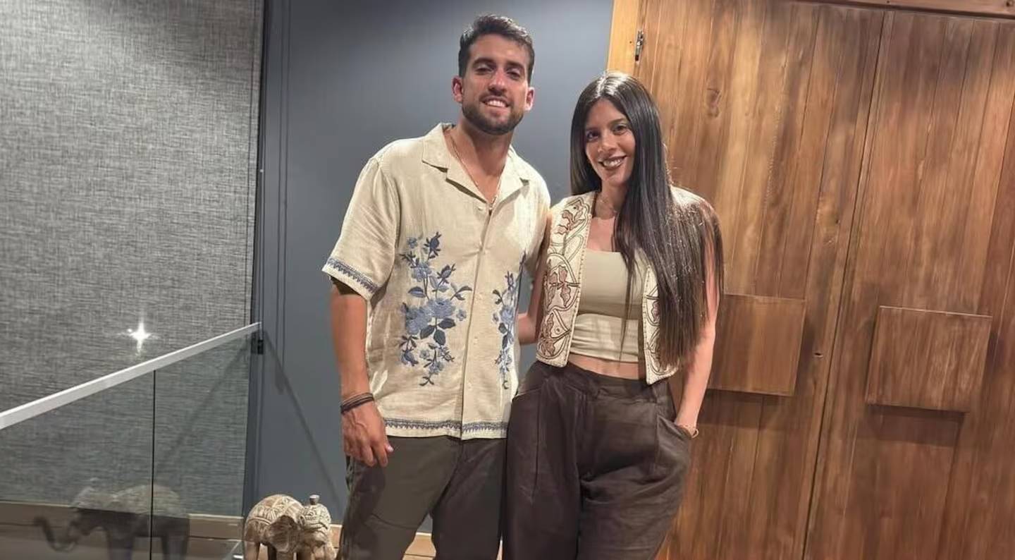 ماريا سول وخطيبها جوليان أريانو