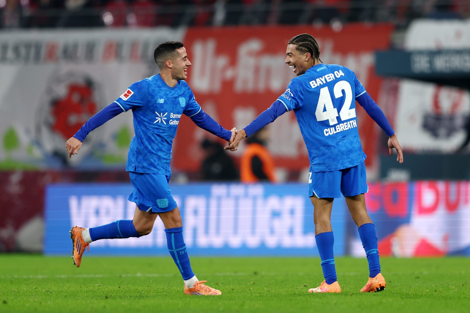 لوكاس فاسكيز أثناء اللعب مع باير ليفركوزن.