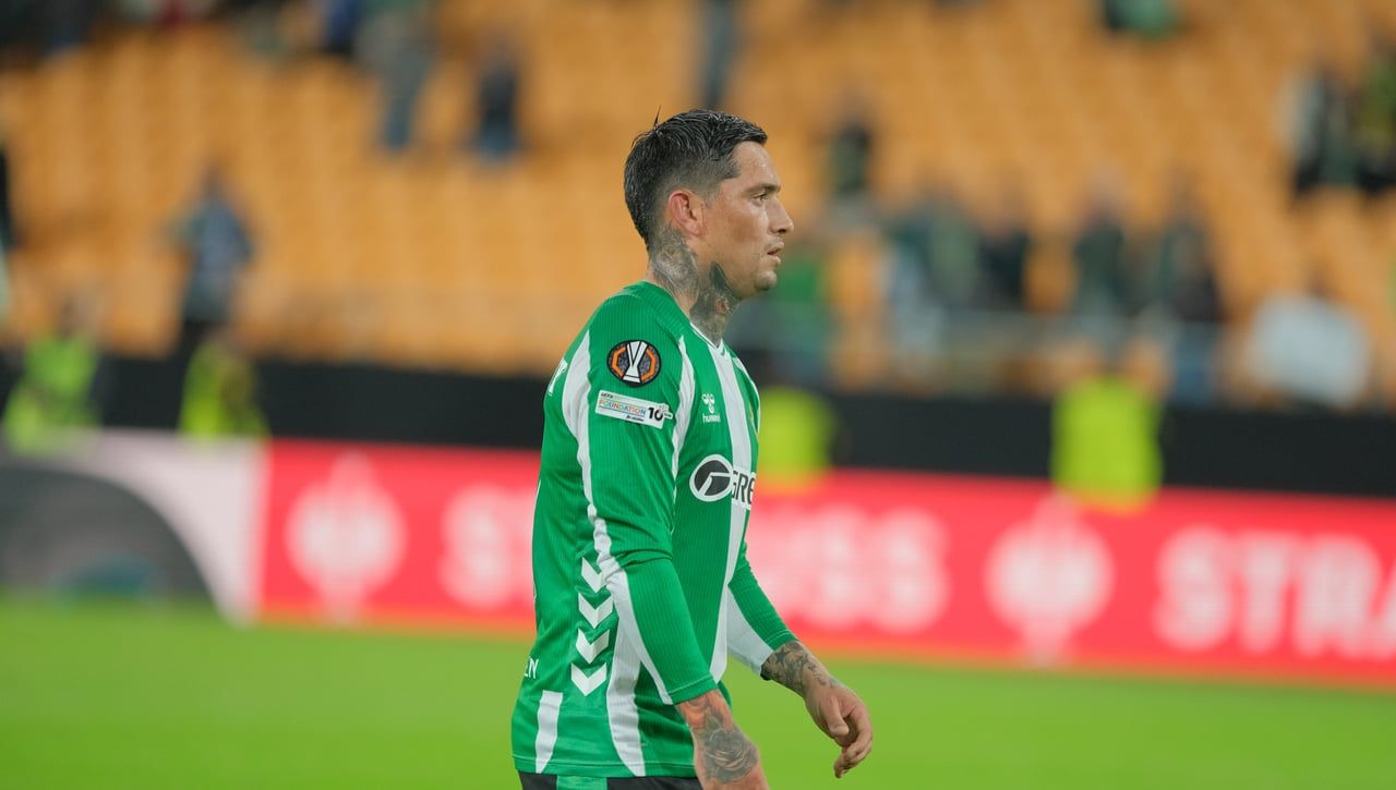 تشيمي أفيلّا يقترب من الانتقال إلى خيتافي.