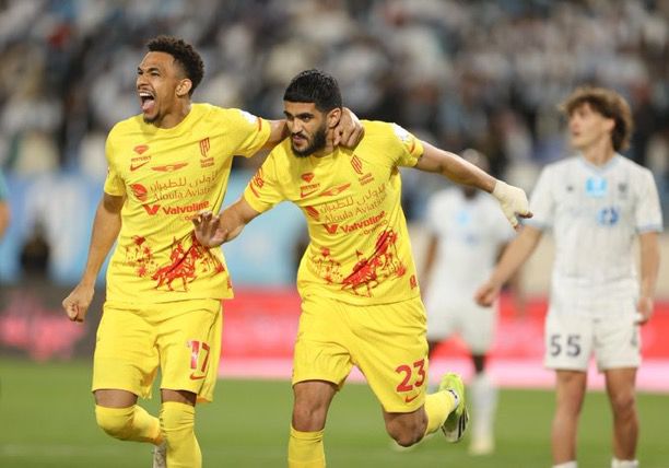 مباراة القادسية والأخدود