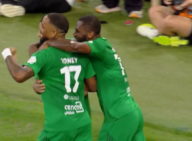 احتفال إيفان توني في ديربي جدة