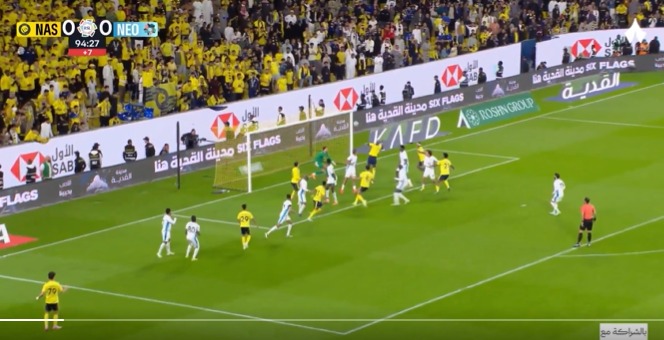 لاعبو النصر يحتفلون بالفوز