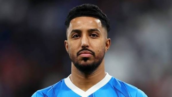 سالم الدوسري لاعب الهلال والمنتخب السعودي