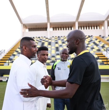 تفاعل اللاعبين مع نور والمنتشري