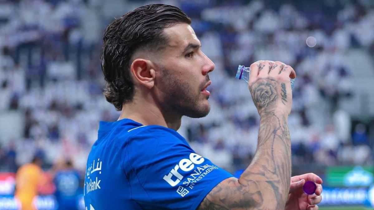 ثيو هيرنانديز مع نادي الهلال