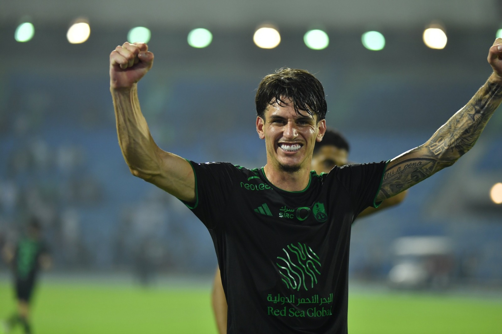 لاعب الأهلي روجير إيبانيز خلال المؤتمر الصحفي